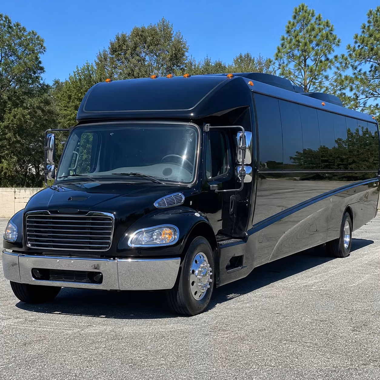 25 passenger minibus